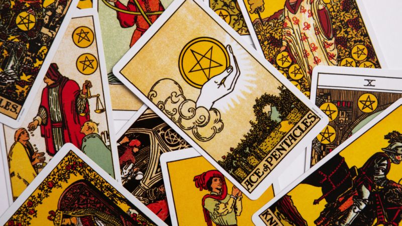 Astrology readings the latest in workplace wellness
